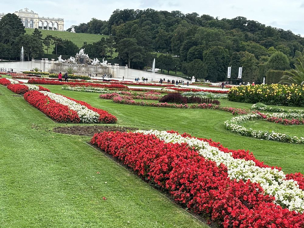 Schönbrunn mit Gloriette