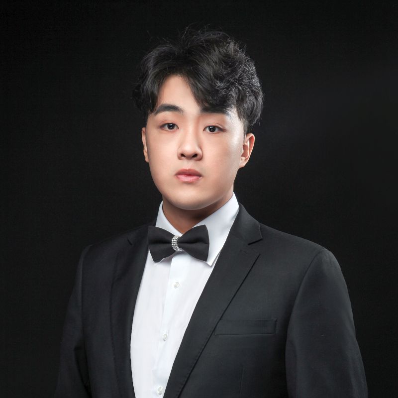 Fan Yang Fan Yang